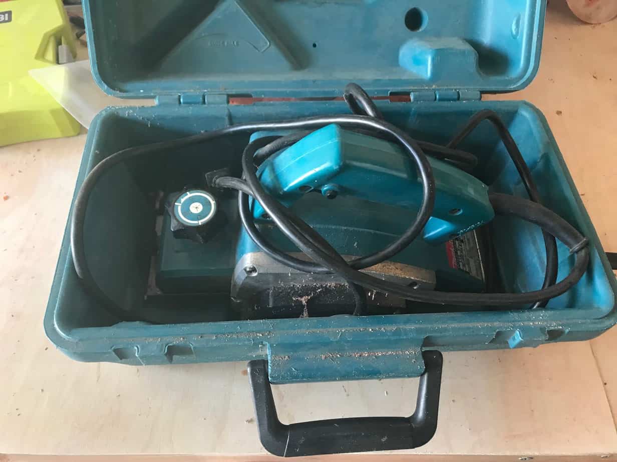 photo of a makita planer in its storage box
