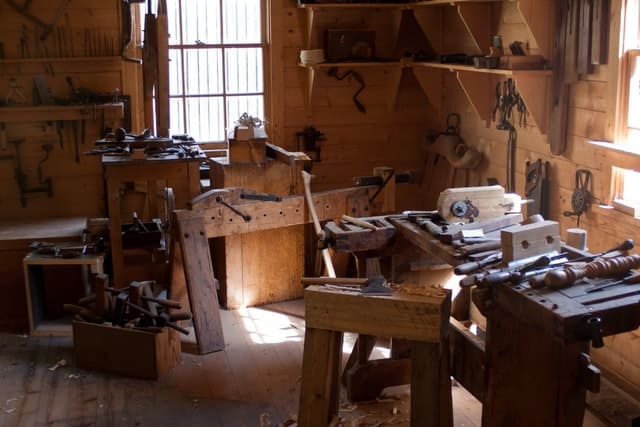 photo of a quaint woodworking workshop.