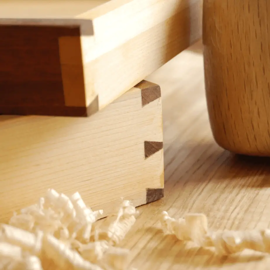 photo of a dovetail joint on a wooden box